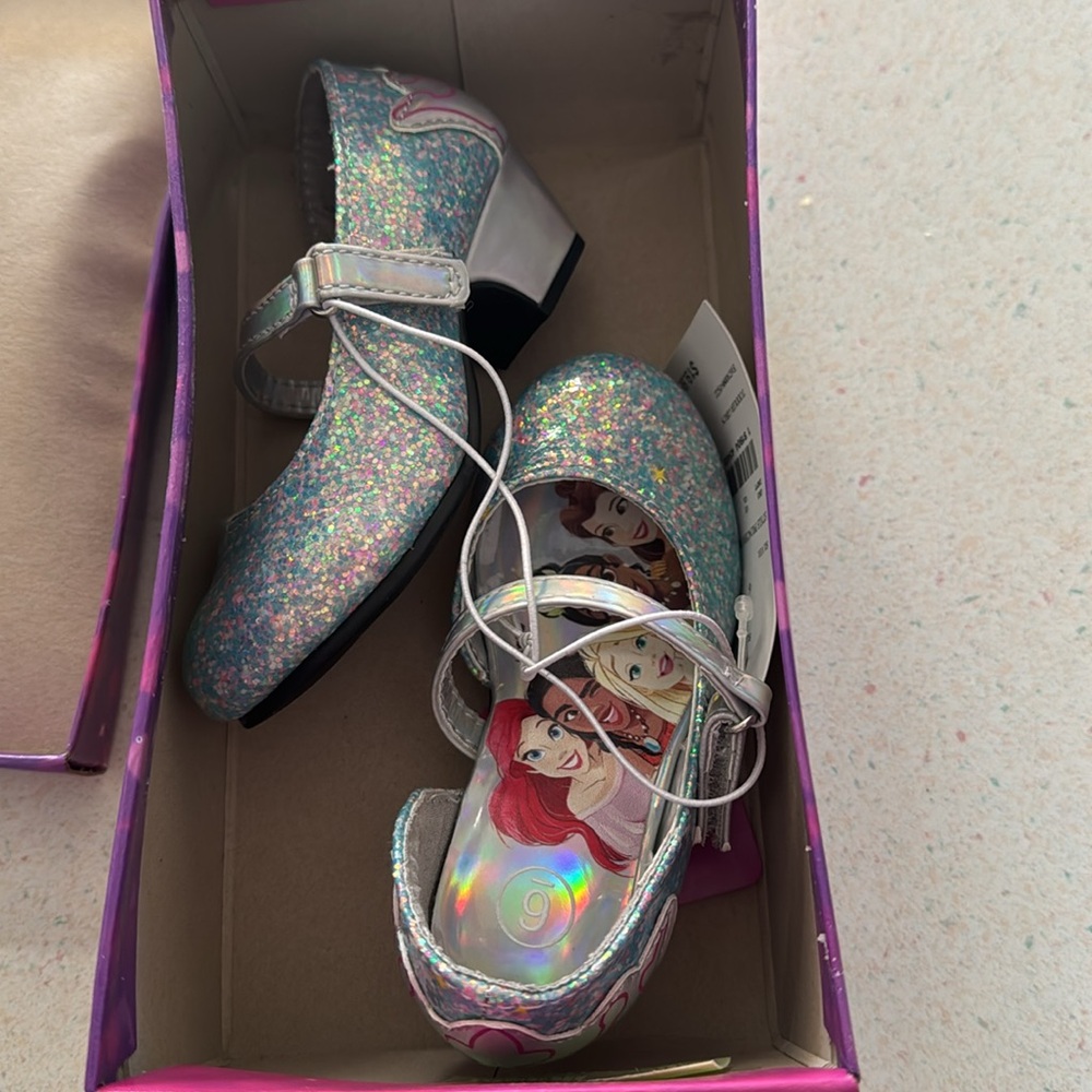 Princess Ballet Shoes Size 6, Silver Glitter, Brand New